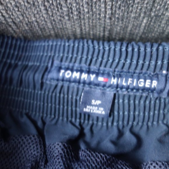 Tommy Hilfiger Red and Blue Swim Trunks Size S - Picture 4 of 4